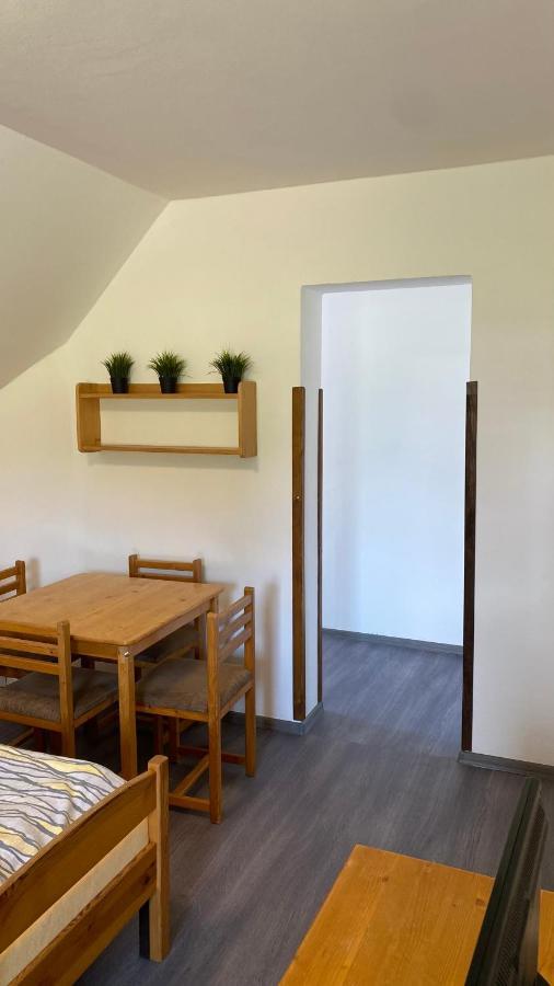 Horske Apartmany Smrcina Янске Лазне Екстериор снимка